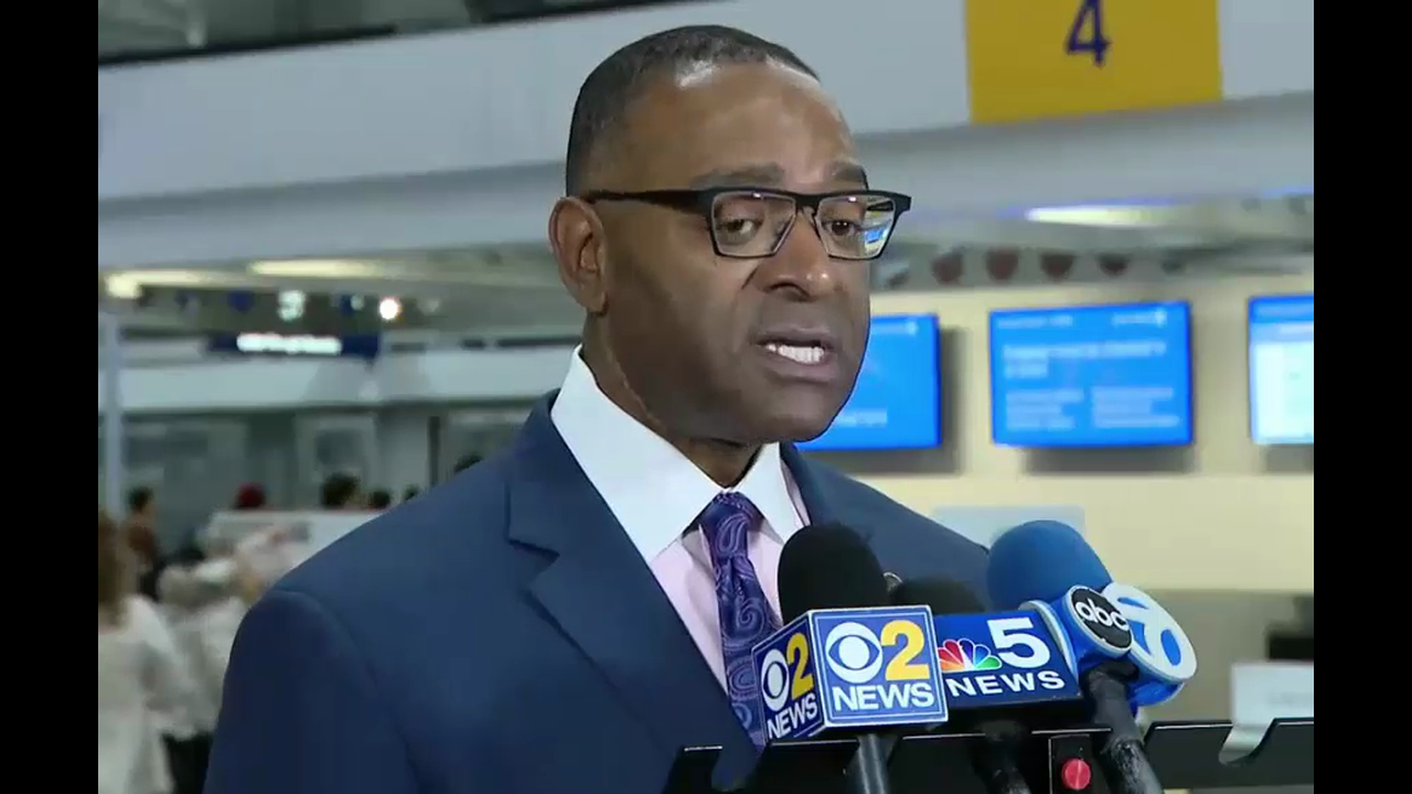 Looking to a “Higher Authority,’ Cook County Commissioner Wants UN ...